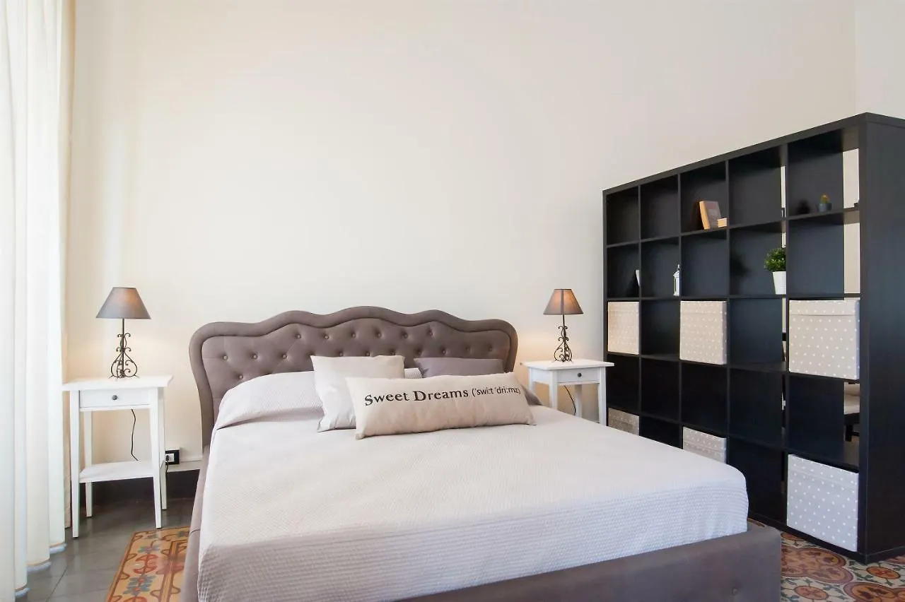 Apartment Homes4Holidays - Teatro Massimo Catania